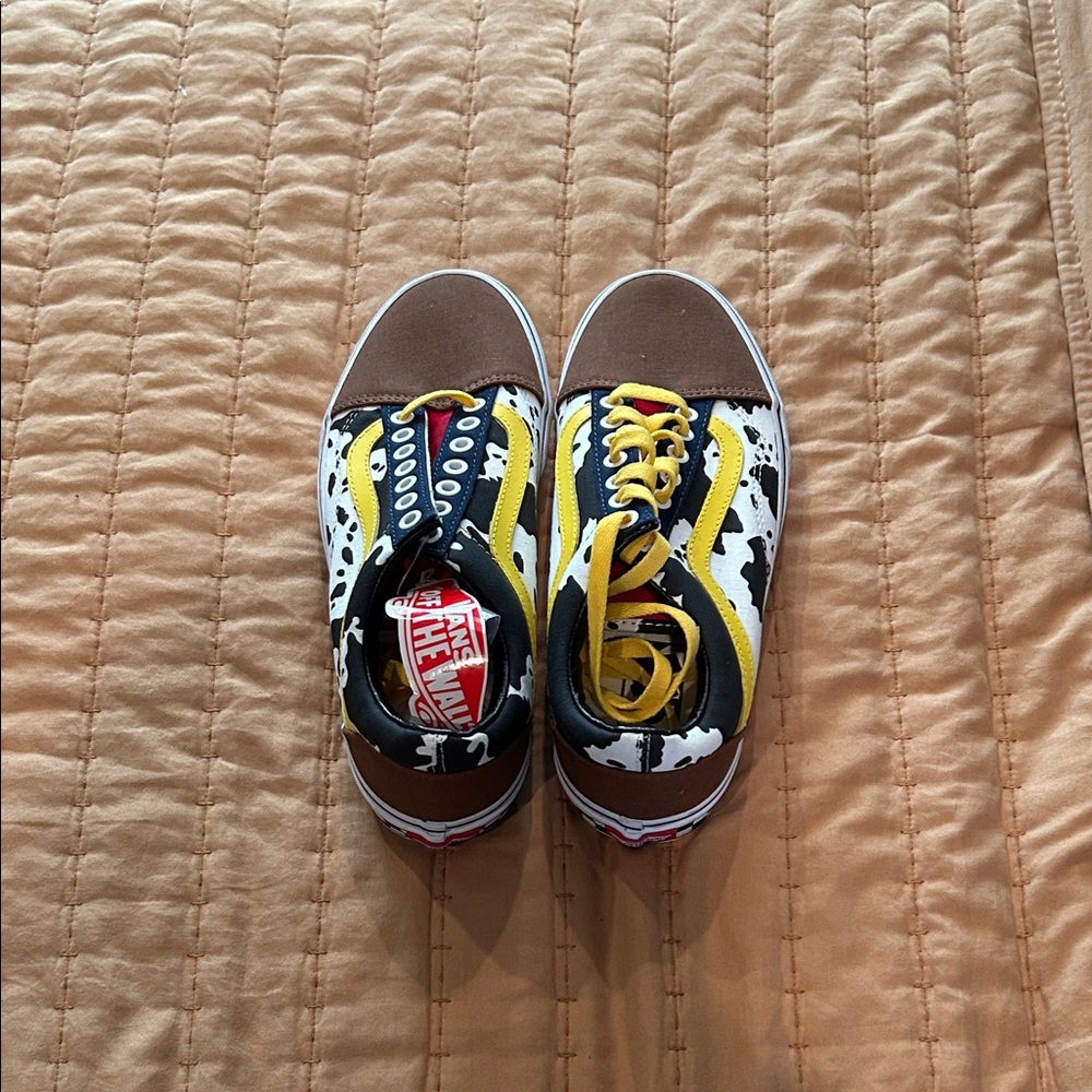 Vans Men’s Brown and Yellow Sneakers with Black Accents
